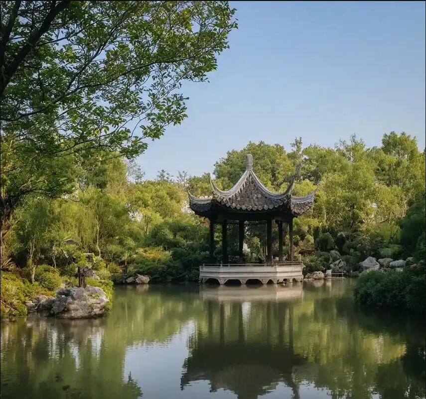 龙口冷漠餐饮有限公司